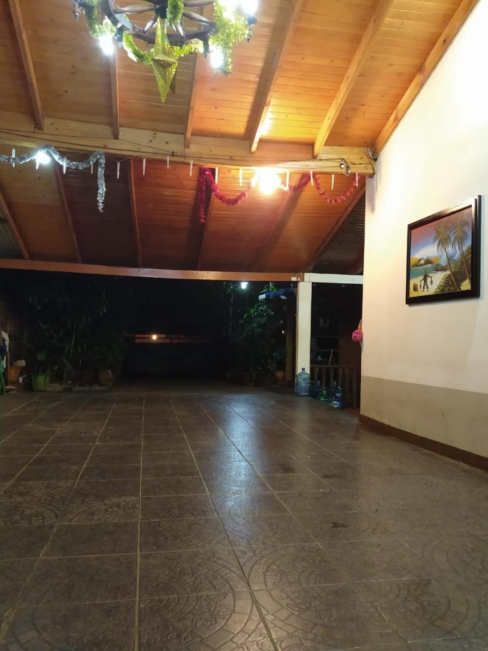 Alojamiento En Cataratas Daniel Oviedo Puerto Iguazu Bagian luar foto